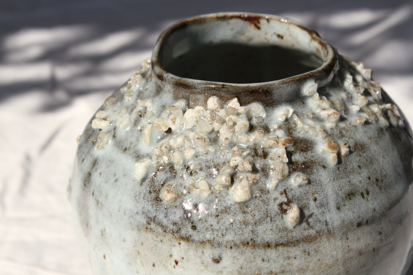 Small Feldspathic Moon Jar with Black and White Slip