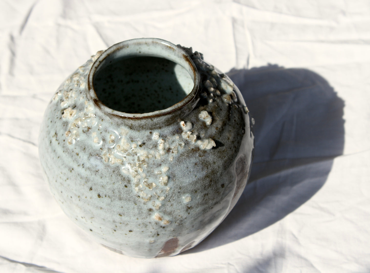 Small Feldspathic Moon Jar with Black and White Slip