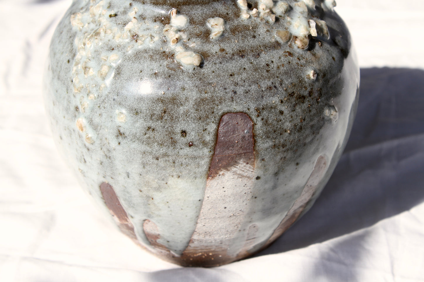 Small Feldspathic Moon Jar with Black and White Slip