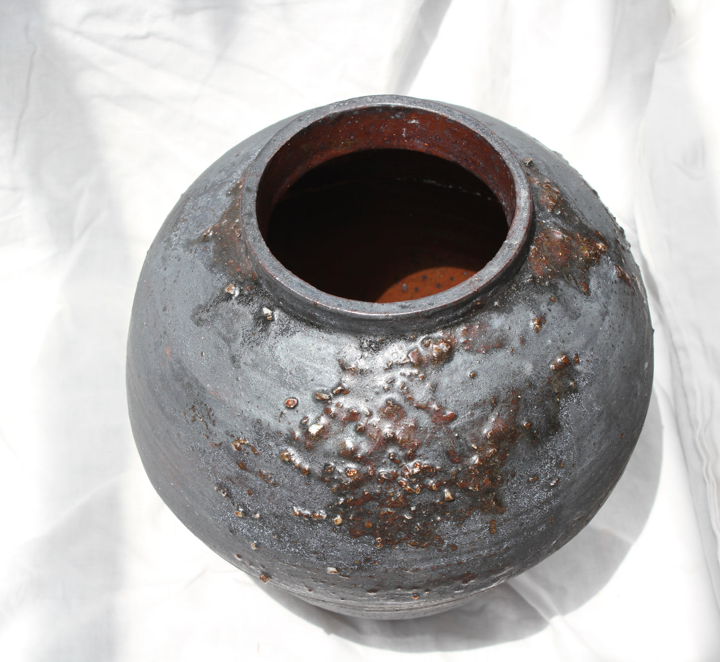 Volcanic Moon Jar III